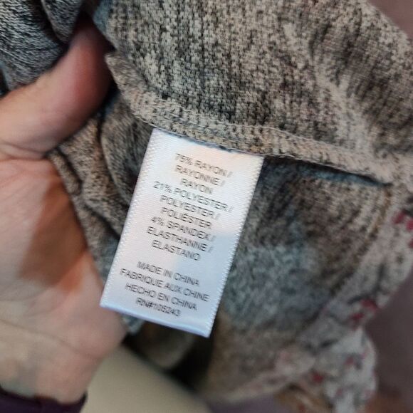 SWEATER SALE 3/$30 Bobeau Berry Patterned Hacci Open Front Cardigan - Picture 5 of 5